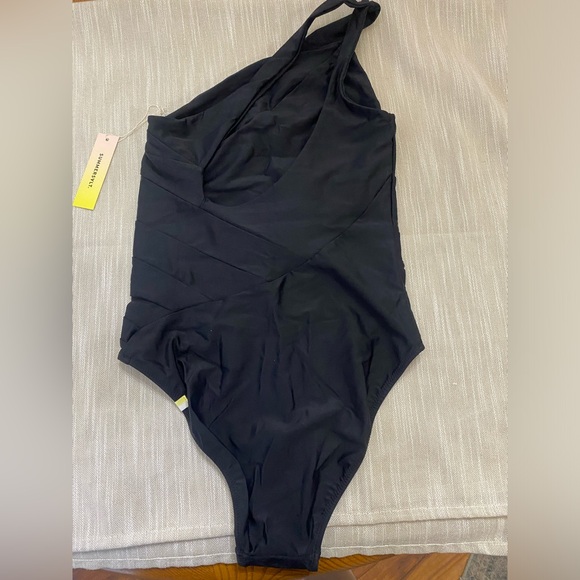 NWT summersalt one piece - Picture 4 of 6